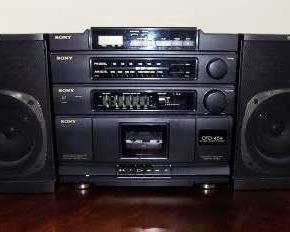 SONY STEREO SYSTEM - AM/FM, CD AND CASSETTE PLAYER