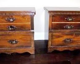 2 NIGHTSTANDS
