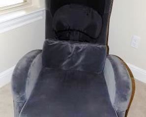 iJOY MASSAGE CHAIR - WORKS GREAT!