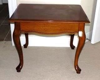 QUEEN ANNE TABLE