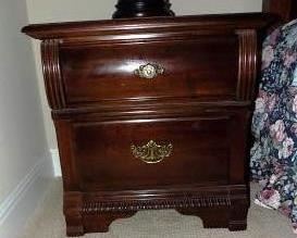 THOMASVILLE NIGHTSTAND
