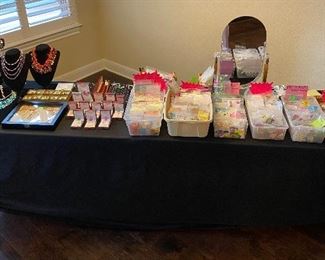 GOLD, SILVER, DIAMOND AND FASHION JEWELRY