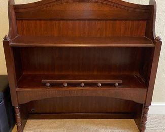 HUTCH PIECE OR SHELF