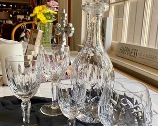 Waterford Kildaire, assortment of brandy sniffers, water goblets, claret/white wine glasses, decanter with cordials 