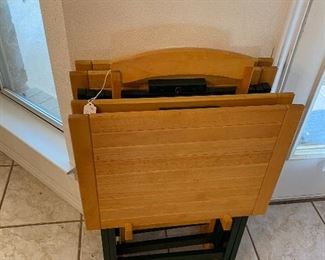 Set of stacking tables 