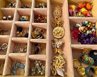 Great collection of earrings 4.00 each , pins  too