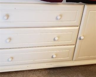 Ethan Allen Dresser