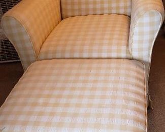 Plaid Easy Chair w/Ottoman