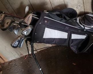 Men's Golf Clubs w/ Bag and stand