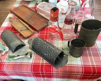 Vintage Kitchen items 