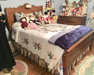 Full Size Bed - Headboard & Footboard 