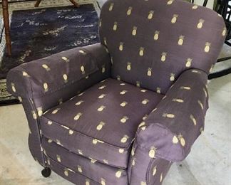 Upholstered Chair with Pineapple design 