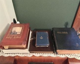Bible - Masonic Bible 