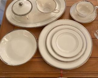 Syracuse China 1950s "Countess" 