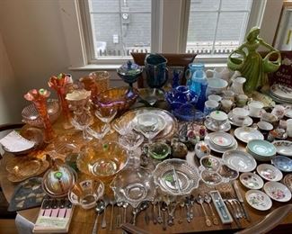 Carnival glass, Vaseline glass, China, spoons   