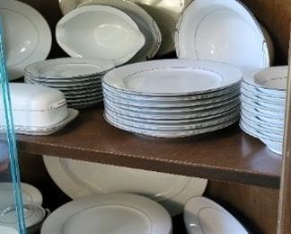 Noritake china Derry pattern  8 place setting, with extra pieces