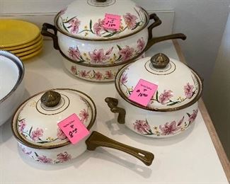 Vintage cookware