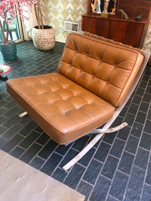 Knoll Barcelona Chair