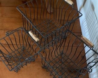 Set/3 Metal Baskets