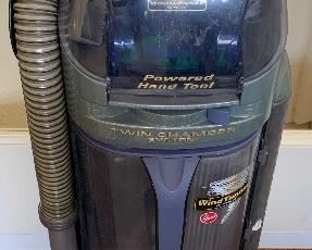 Hoover Wind Tunnel Bagless