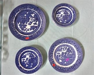 Allertons Ltd Blue Willow (platter and serving bowls not shown)