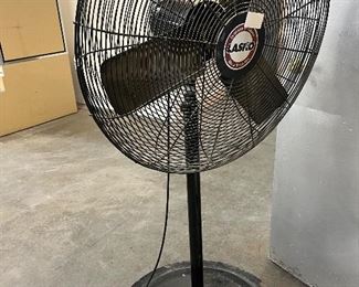 Very Large Lasko Commercial Fan