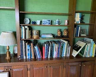 Books, book ends, lamps, china bits