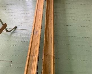 Antique cornices