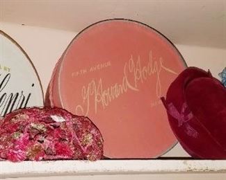 Much, much vintage ladies' items!!