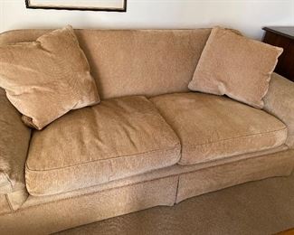 BAKER FURNITURE CROWN AND TULIP COLLECTION DOWN FILLED SOFA !!! LOVELY NEUTRAL COLOR 