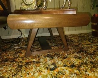 Vintage Beautiful Mid-Century Modern Furniture Set (1 Couch, 2 Chairs, 1 Coffee Table, 2 End Tables)