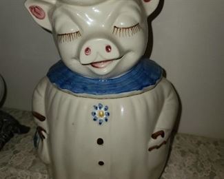 Vintage Ms.Piggy Cookie Jar