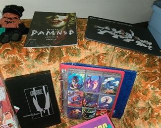 Trading Cards & Comic Books