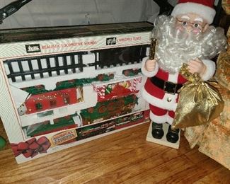 Christmas Train & Santa Motionette
