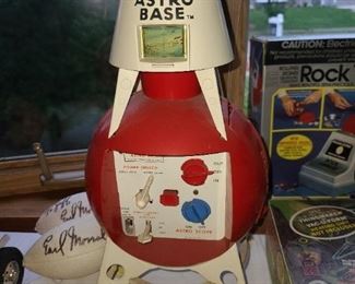 Vintage Ideal Astro Base