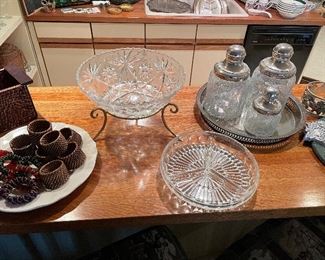 napkin rings, serving bowls, canister set and silver-plated trays