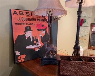 table lamps / buffet lamps and artwork