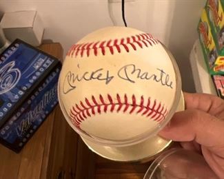 Yankees MICKEY MANTLE autographed signed American League Baseball 