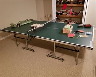 Brunswick ping pong table