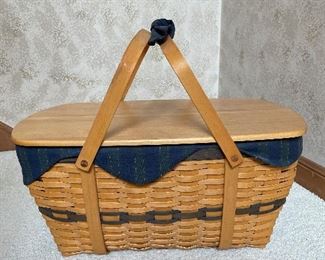 Longaberger 1999 Collectors Edition Large Picnic Basket w/ Inserts and Liner