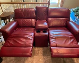 Available for pre-sale: La-Z-Boy dual electric reclining loveseat with console. Burgundy red. Purchased in Fall 2019. Slight imperfections as noted in pictures, otherwise in great, working condition.  $1500