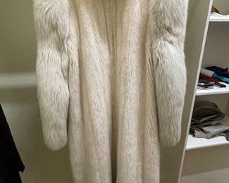 Available for pre-sale: Gorgeous and in excellent condition; white mink trimmed in fox full-length fur coat. Luxurious! $580

Call or text Lisa @615-854-8535 