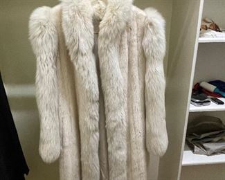 Available for pre-sale: Gorgeous and in excellent condition; white mink trimmed in fox full-length fur coat. Luxurious! $580

Call or text Lisa @615-854-8535 
