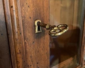 Available for pre-sale: Beautiful, stately, and unique, this piece by John Richard will enhance any hallway, library, or dining room it graces. $900 obo

Call or text Lisa @615-854-8535