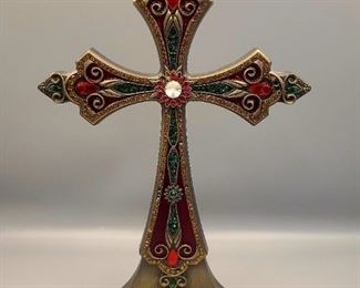 Royal Limited silver cross