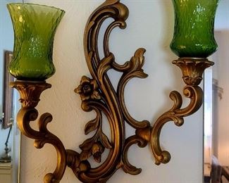 Vintage wall hanger candle holder
*we have two