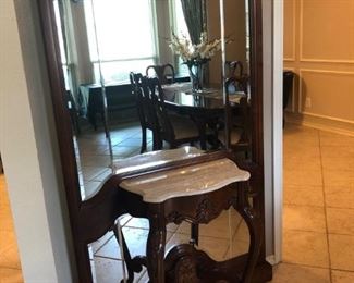 Stunning One Piece Mirror and Table