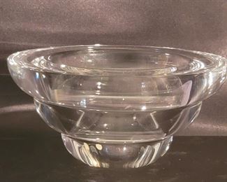 Mid Century Modern Kosta Boda Bowl Signed & #'d
From Sweden, this Kosta Boda Bowl is Signed by Artist, Anna Ehrner (very famous), & is also Numbered 
8in diameter x 4in h