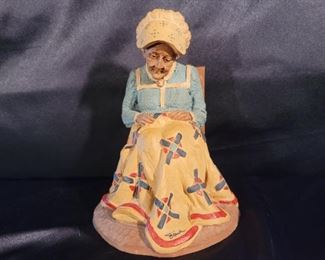 Vintage Tom Clark Patriotic Quilting Lady Figurine