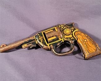 Vintage Marx Tin Toy, Pistol